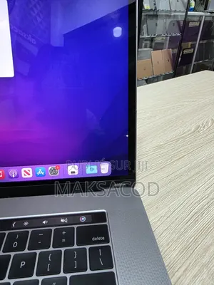 Ordinateur Portable Apple MacBook 2016 16GB Intel Core I7 SSD 512GB