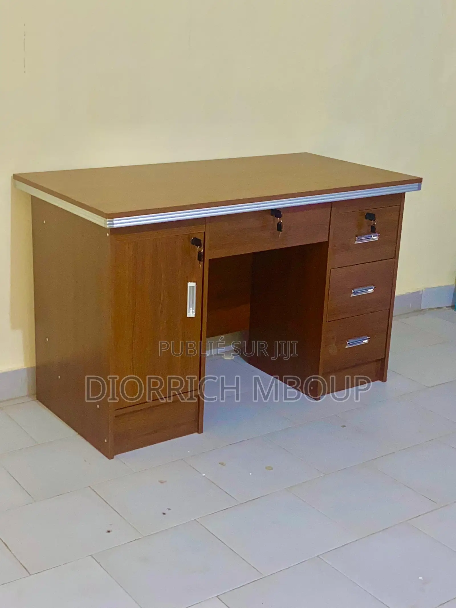 Table Bureau 1m20