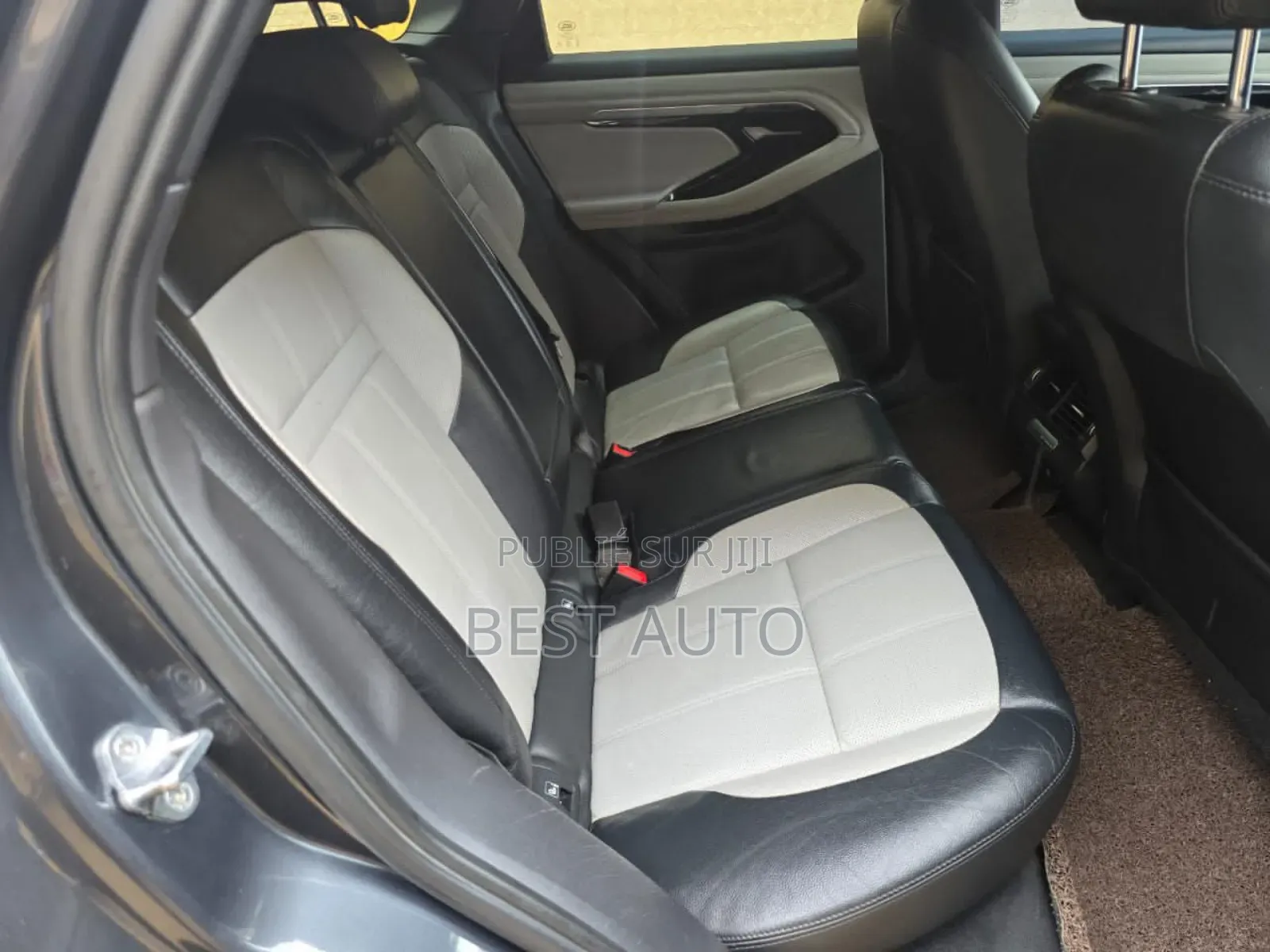 Land Rover Range Rover Evoque 2021 Black