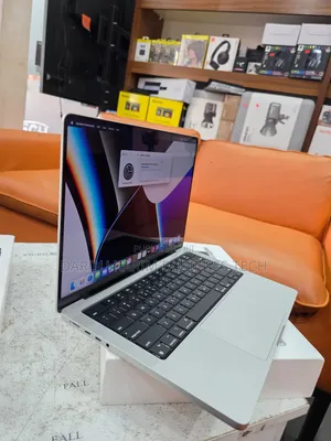 New Apple MacBook Pro 2021 M1 16GB Apple M1 Pro SSD 512GB