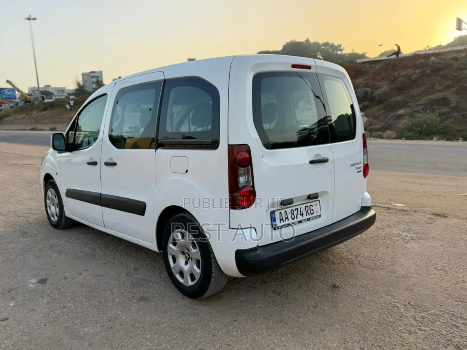 Peugeot Partenaire 2016 Blanc