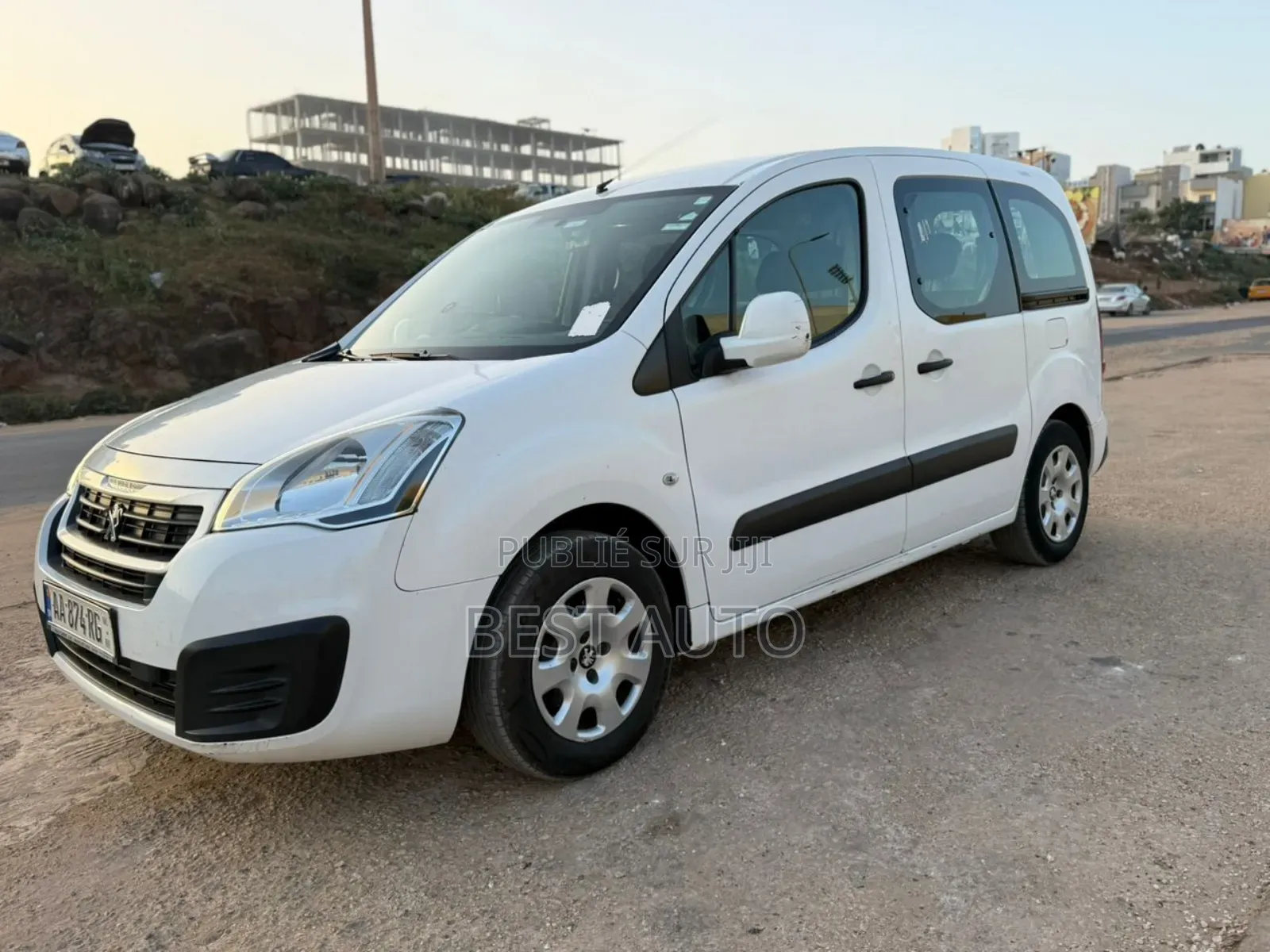 Peugeot Partenaire 2016 Blanc