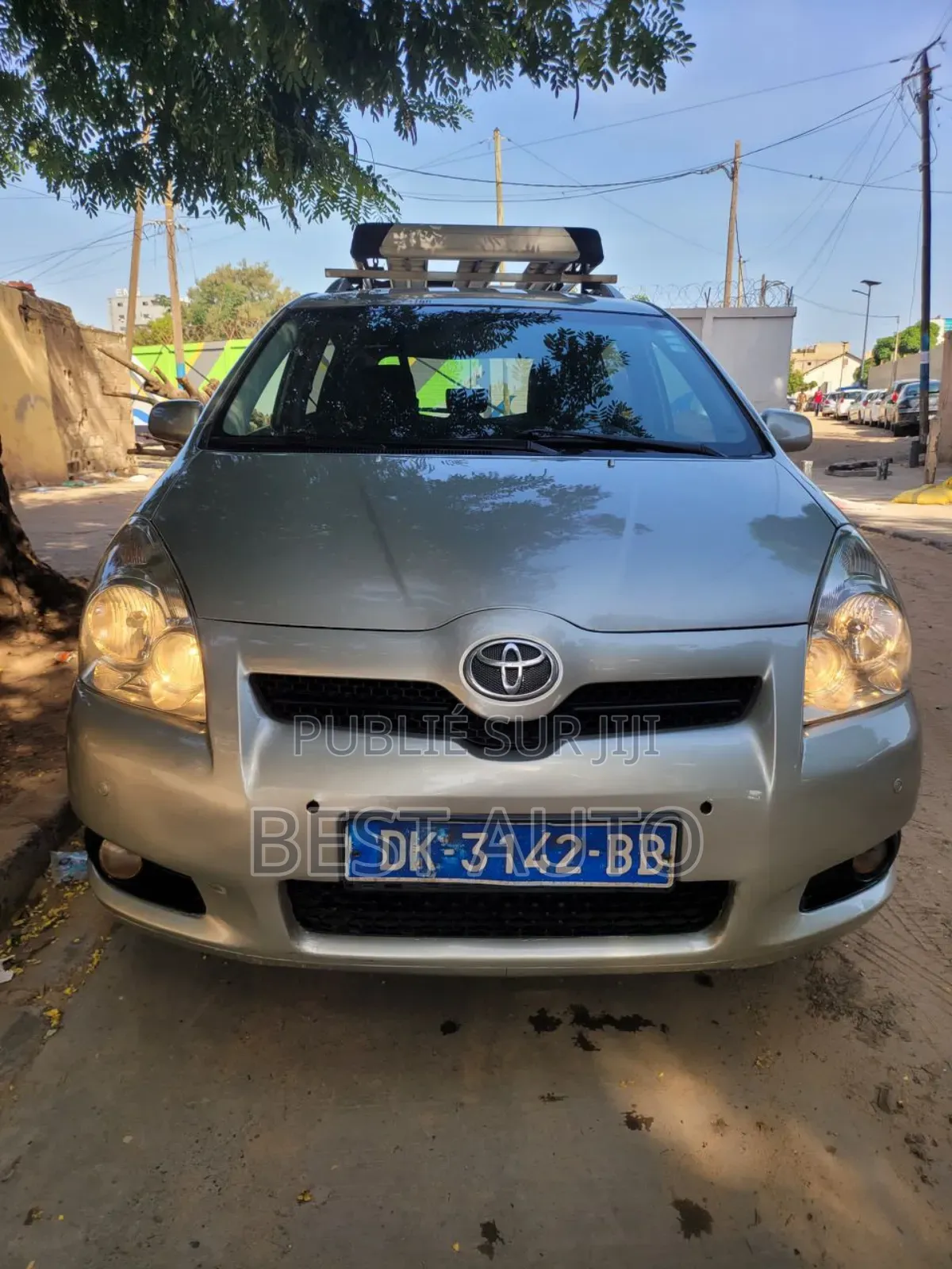 Toyota Verso 2010 Blue