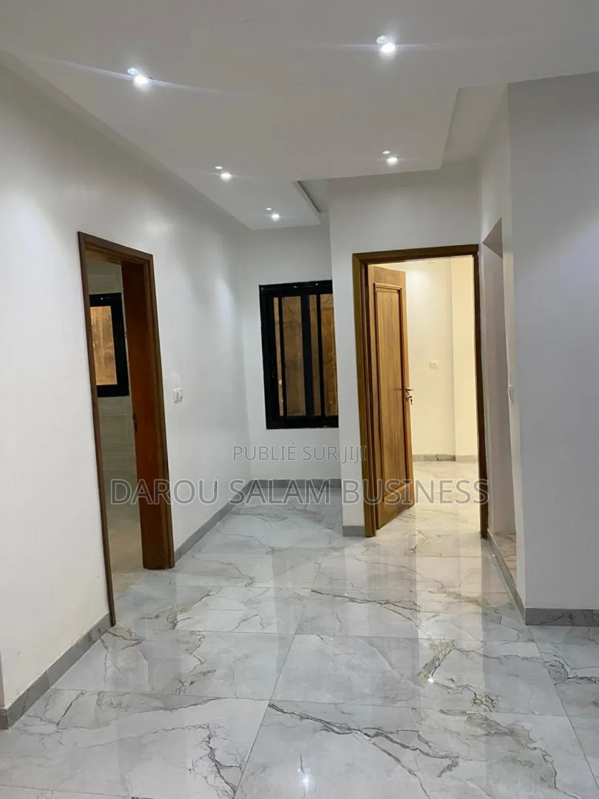 3chbre Appartement dans Liberté 6, Yoff à Vendre