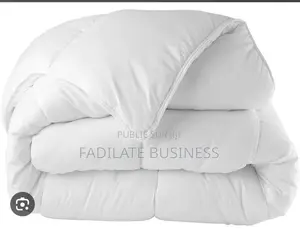 Couette Blanc Avec Drap Et Oreillettes