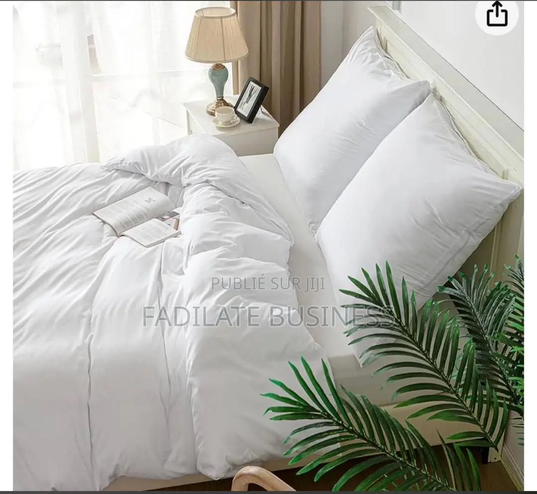 Couette Blanc Avec Drap Et Oreillettes