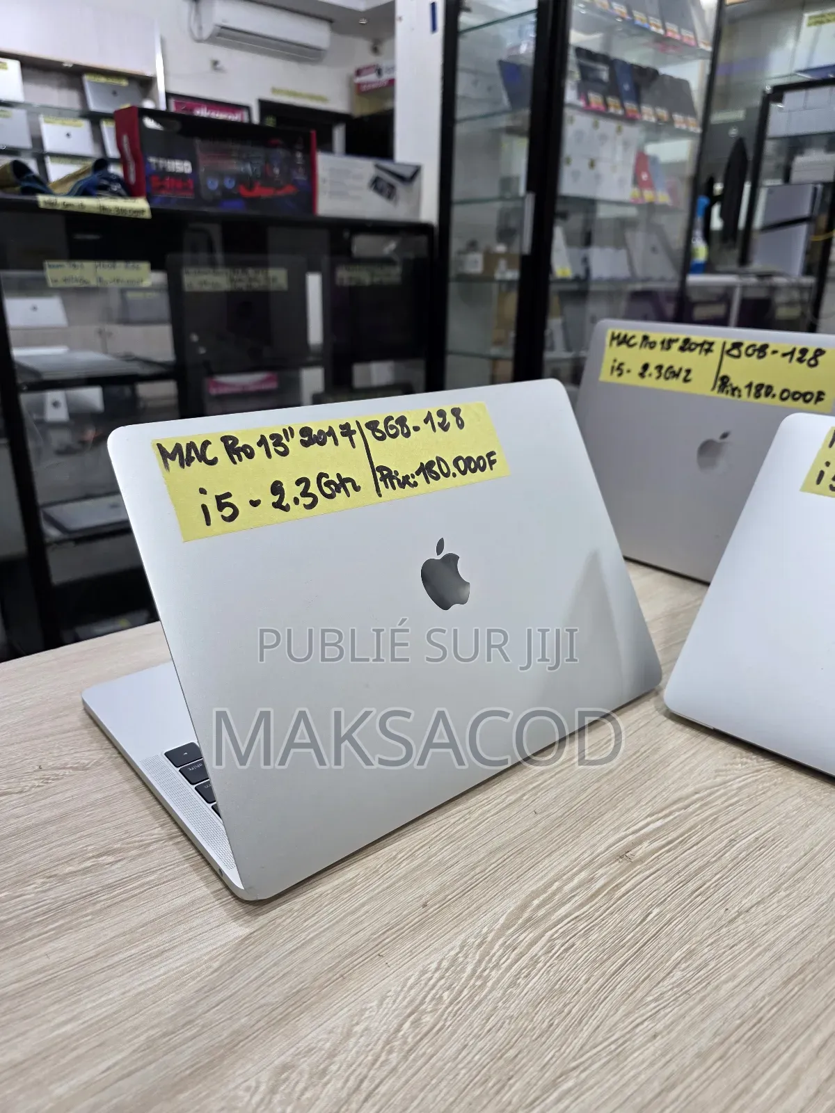 Ordinateur portable Apple MacBook Pro 2017 8GB Intel Core i5 SSD 128GB