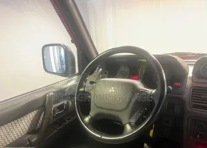Mitsubishi Pajero Junior 1997 Rouge