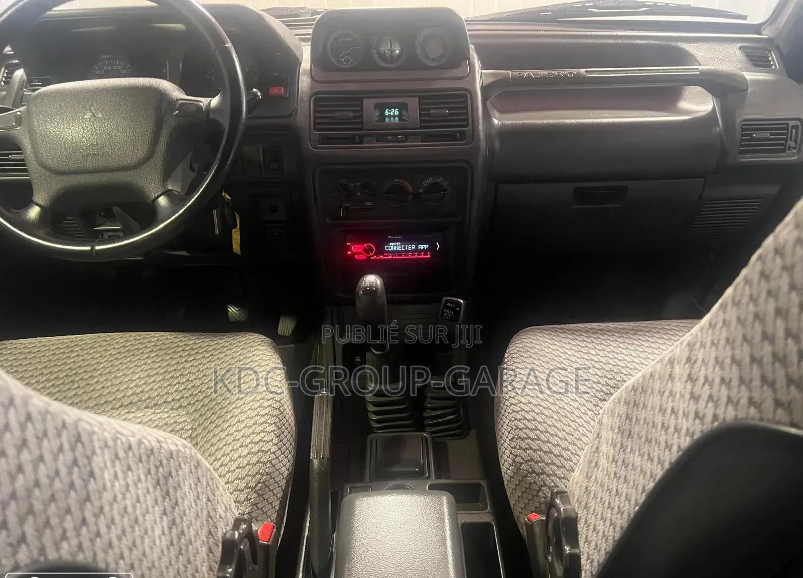 Mitsubishi Pajero Junior 1997 Rouge