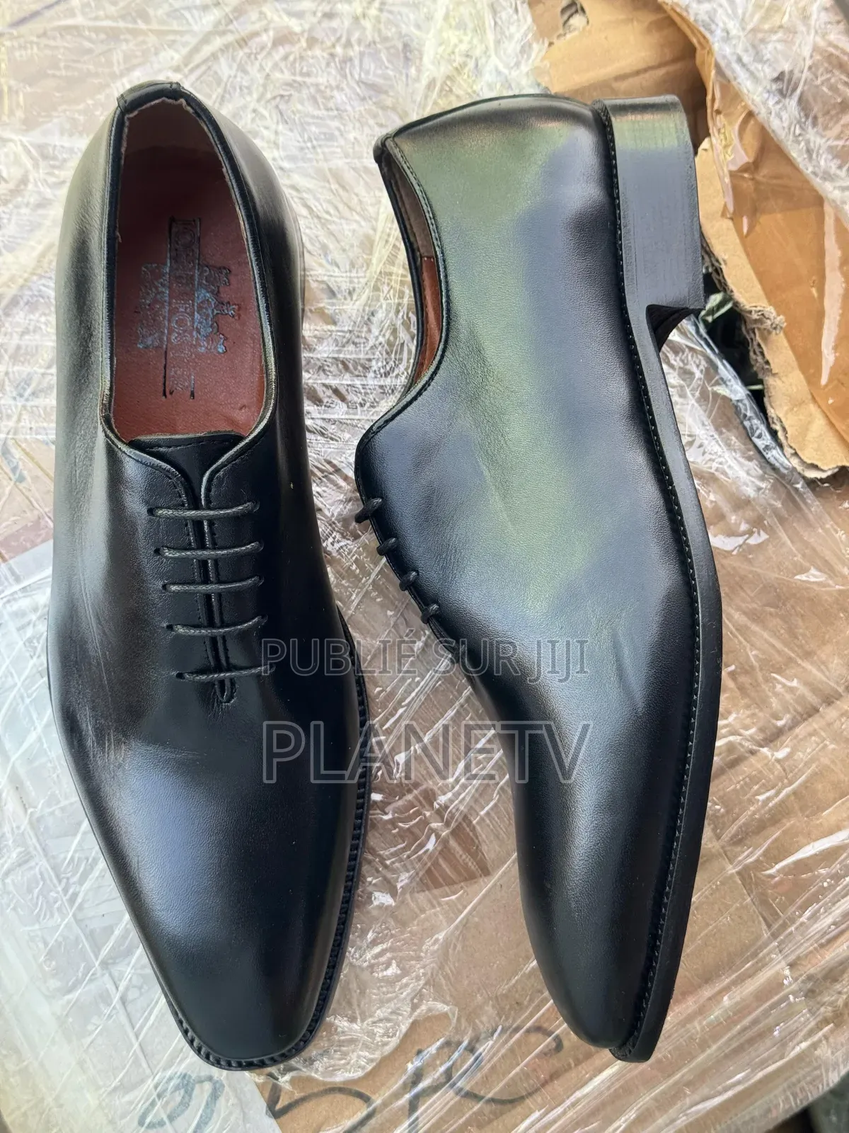 Chaussure De Ville by Gf