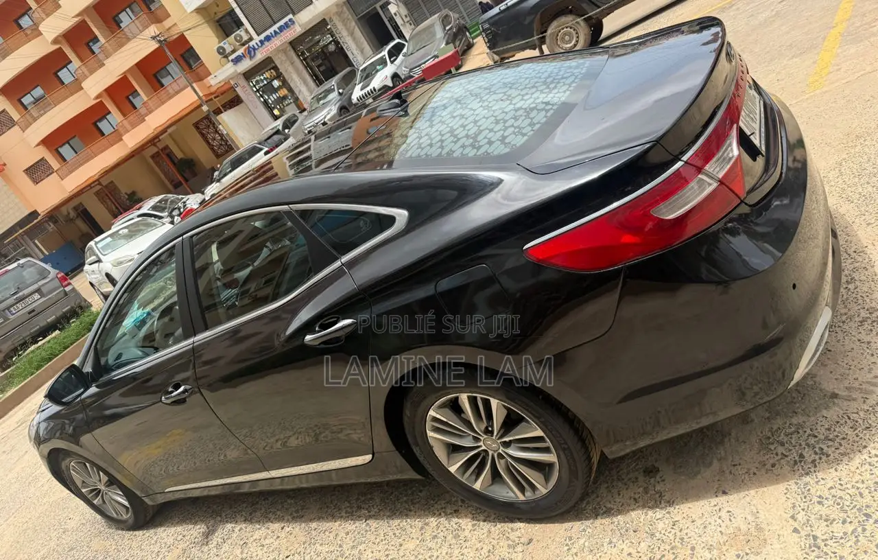 Hyundai Grandeur 2016 Black