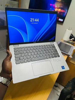 Photo - New Lenovo ThinkBook 15 16GB Intel Core I7 SSD 512GB