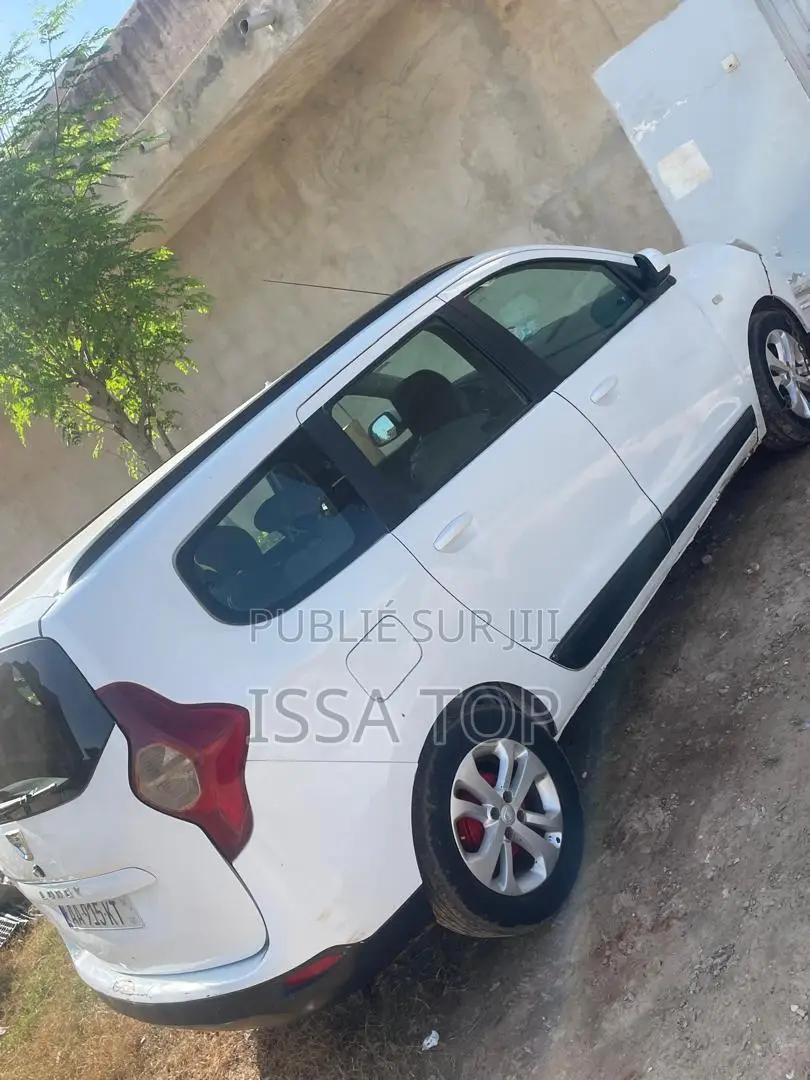 Dacia Lodgy 2015 Blanc