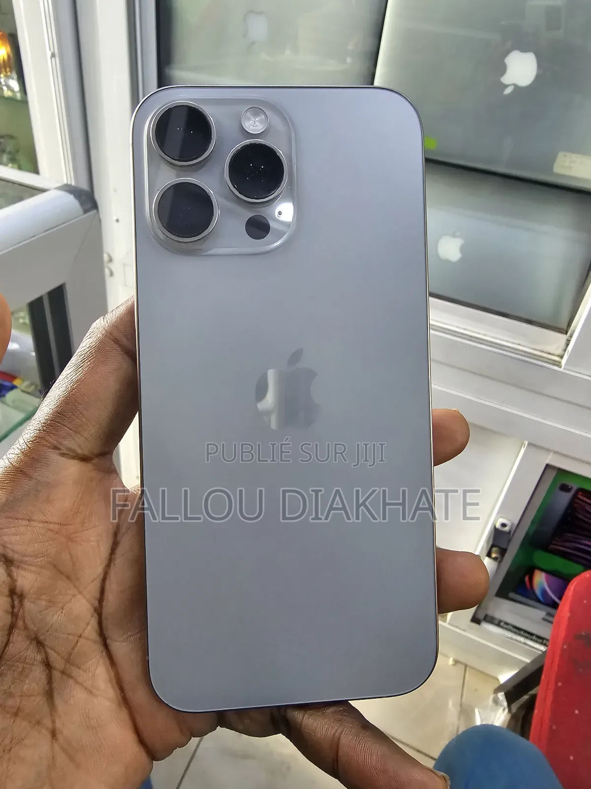 New Apple iPhone 16 Pro Max 256 GB Argenté