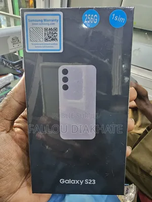 Photo - New Samsung Galaxy S23 256 GB Violet