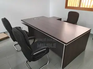 Photo - Table Bureau