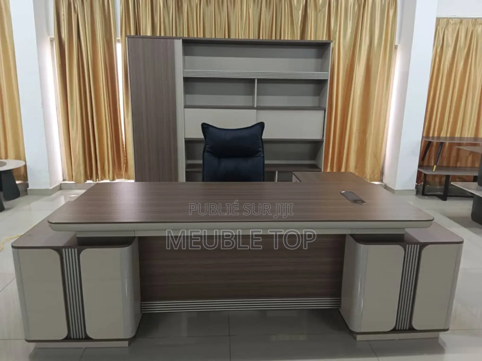 Ensemble De Table De Bureau Vip + Rangement 5 Portes