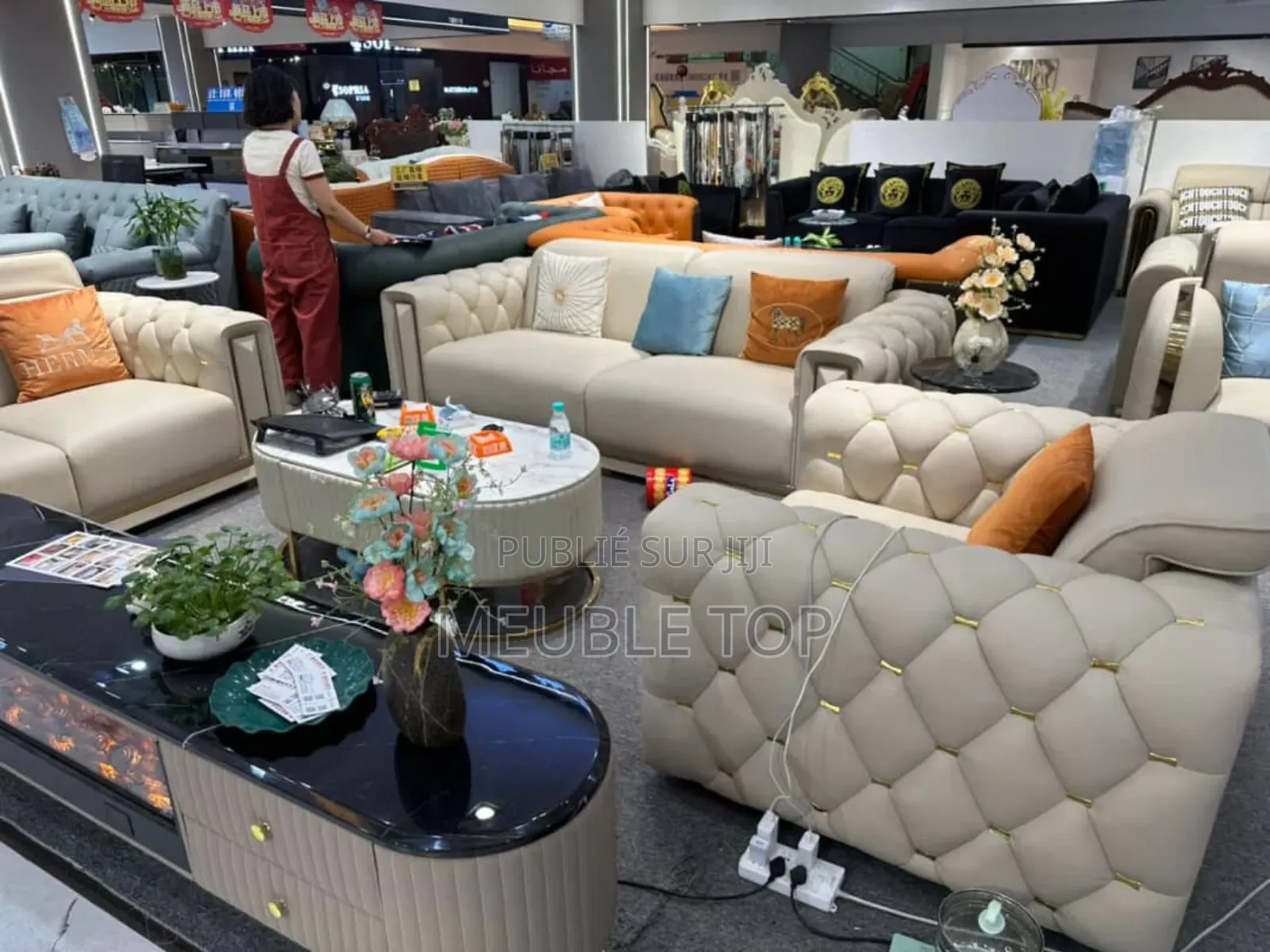 Salon Neufs Et Importés 7 Places
