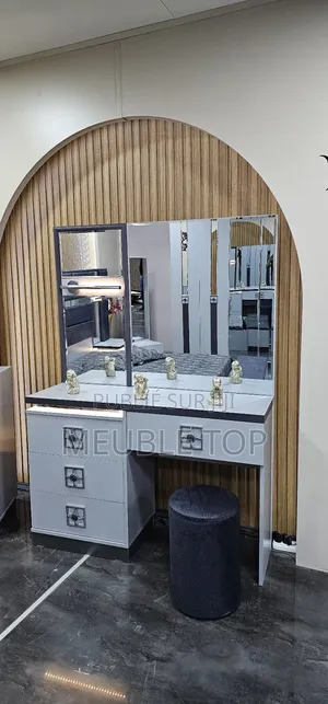 Promo Chambre À Coucher + Salon 7 Places Et Matelas