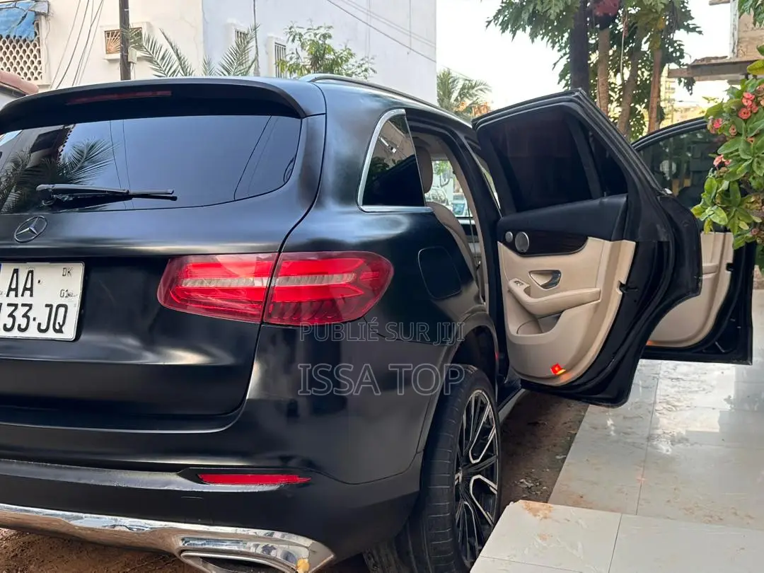 Mercedes-Benz GLC-Class 2017 Black