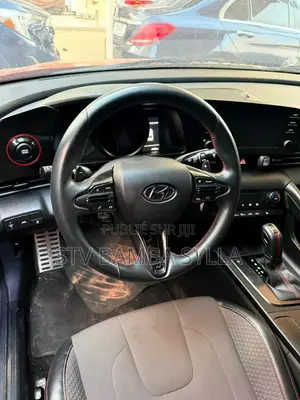 Photo - Hyundai Elantra N-Line 2022 Rouge