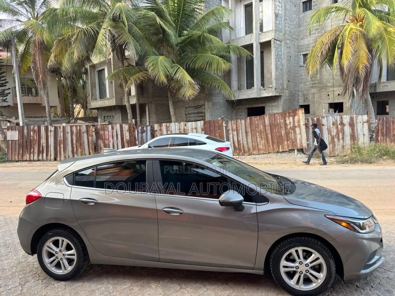 Chevrolet Cruze 2018 Gris