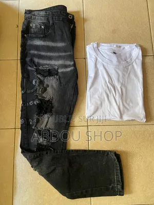 Photo - Ensemble T-Shirt Jeans Amiri