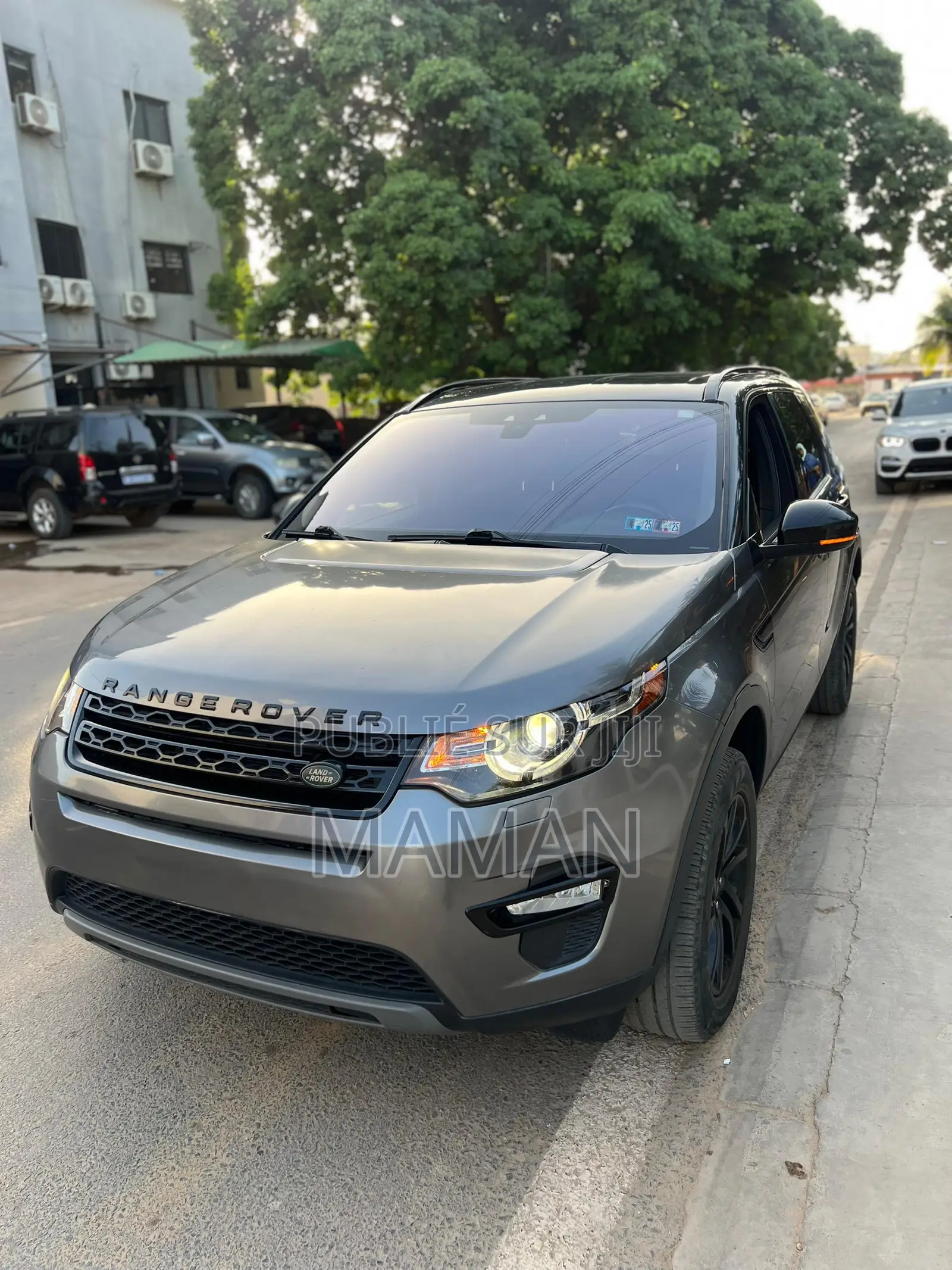 Land Rover Discovery 2018 Gris