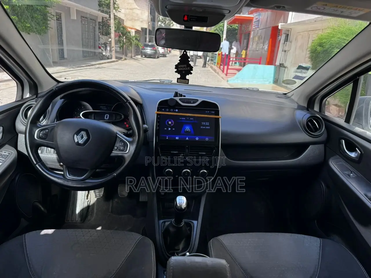 Renault Clio 2017 Blanc cassé