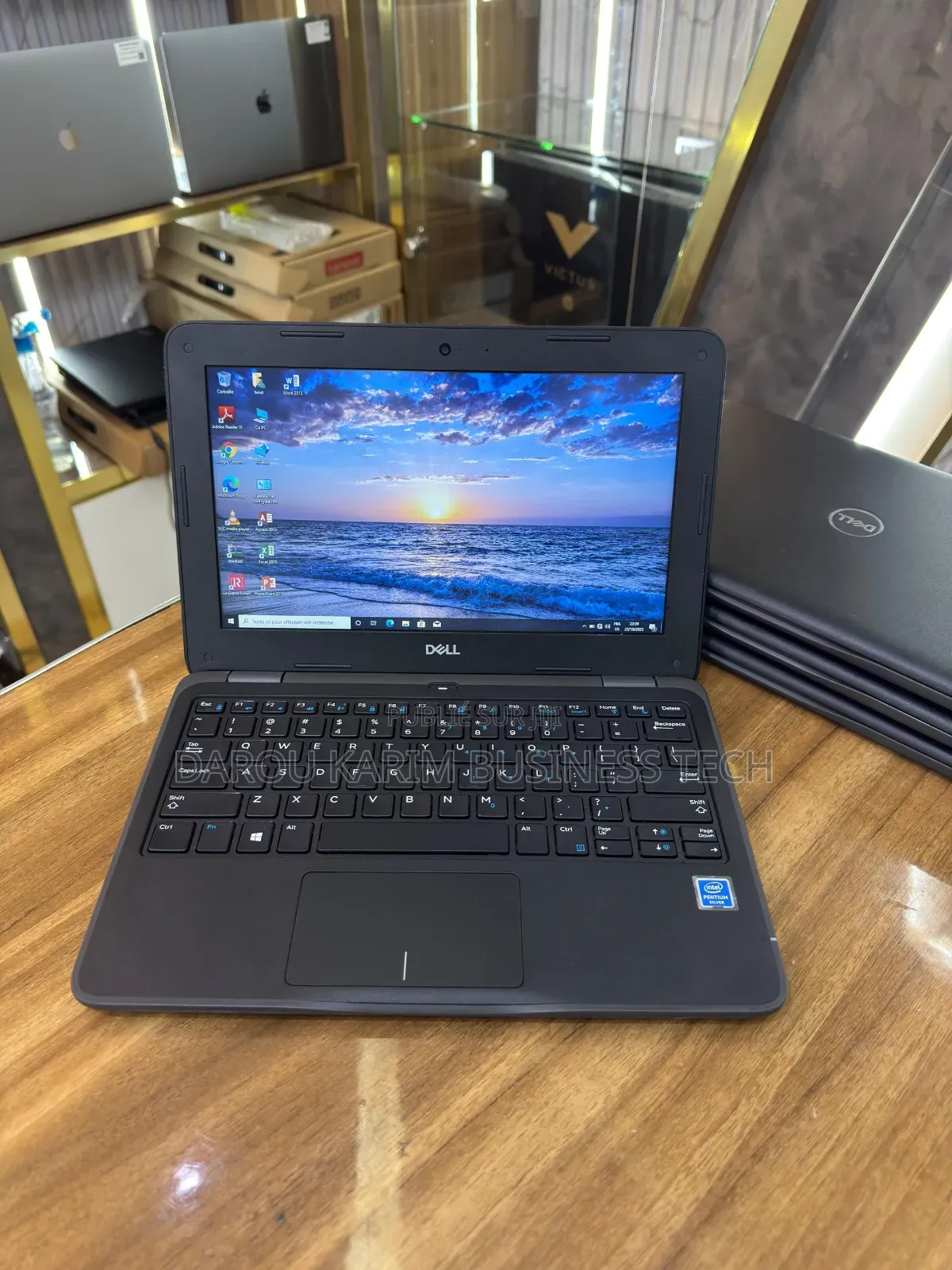 New Ordinateur Portable Dell Latitude 3180 4GB Intel Pentium SSD 128GB