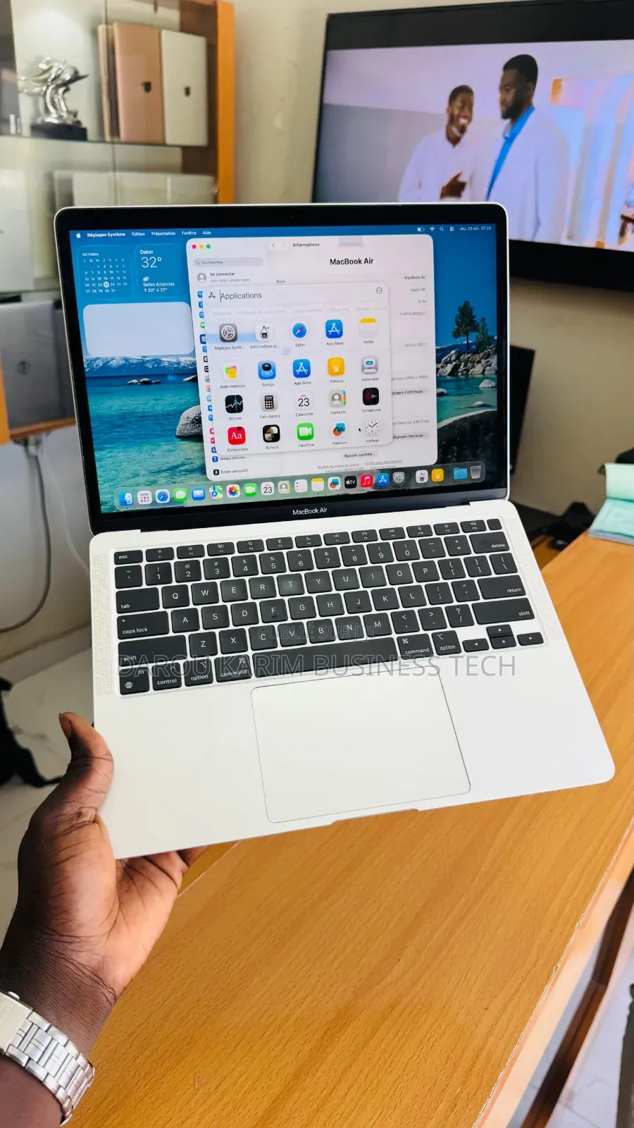 New Apple MacBook Air 2020 M1 8GB Apple M1 SSD 256GB