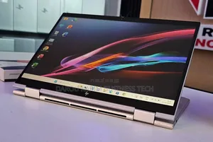 New HP EliteBook 830 G9 16GB Intel Core I7 SSD 512GB