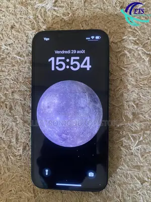 Photo - New Apple iPhone 13 128 GB Blue