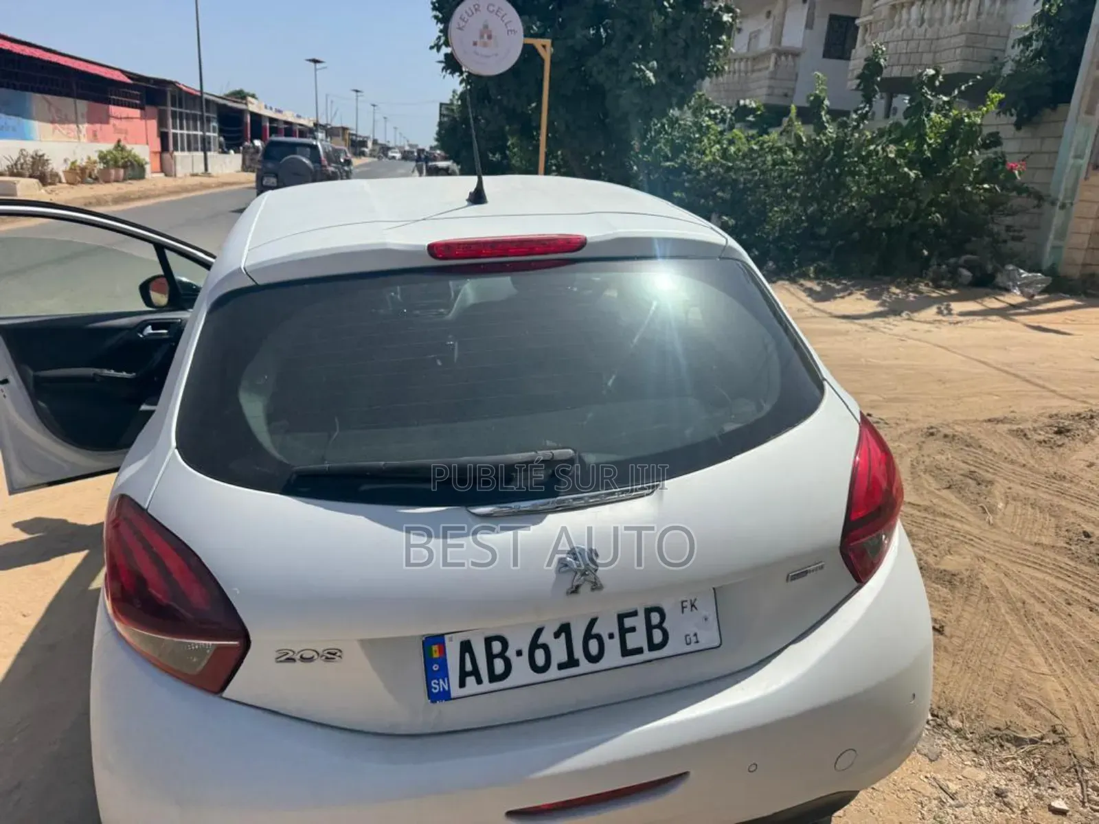 Peugeot 208 2016 Blanc