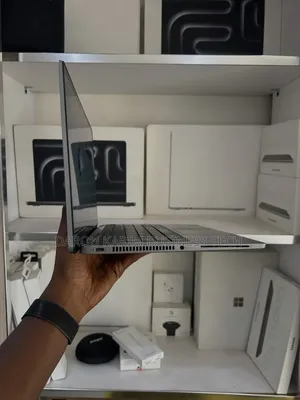 New Ordinateur Portable Dell Latitude 7430 16GB Intel Core I7 SSD 512GB