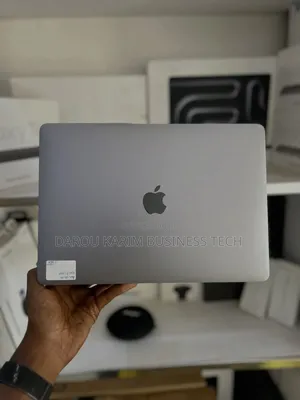 New Apple MacBook Air 2020 M1 8GB Apple M1 SSD 256GB