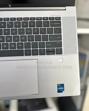 New HP ZBook Firefly 16 G10 32GB Intel Core I7 SSD 512GB