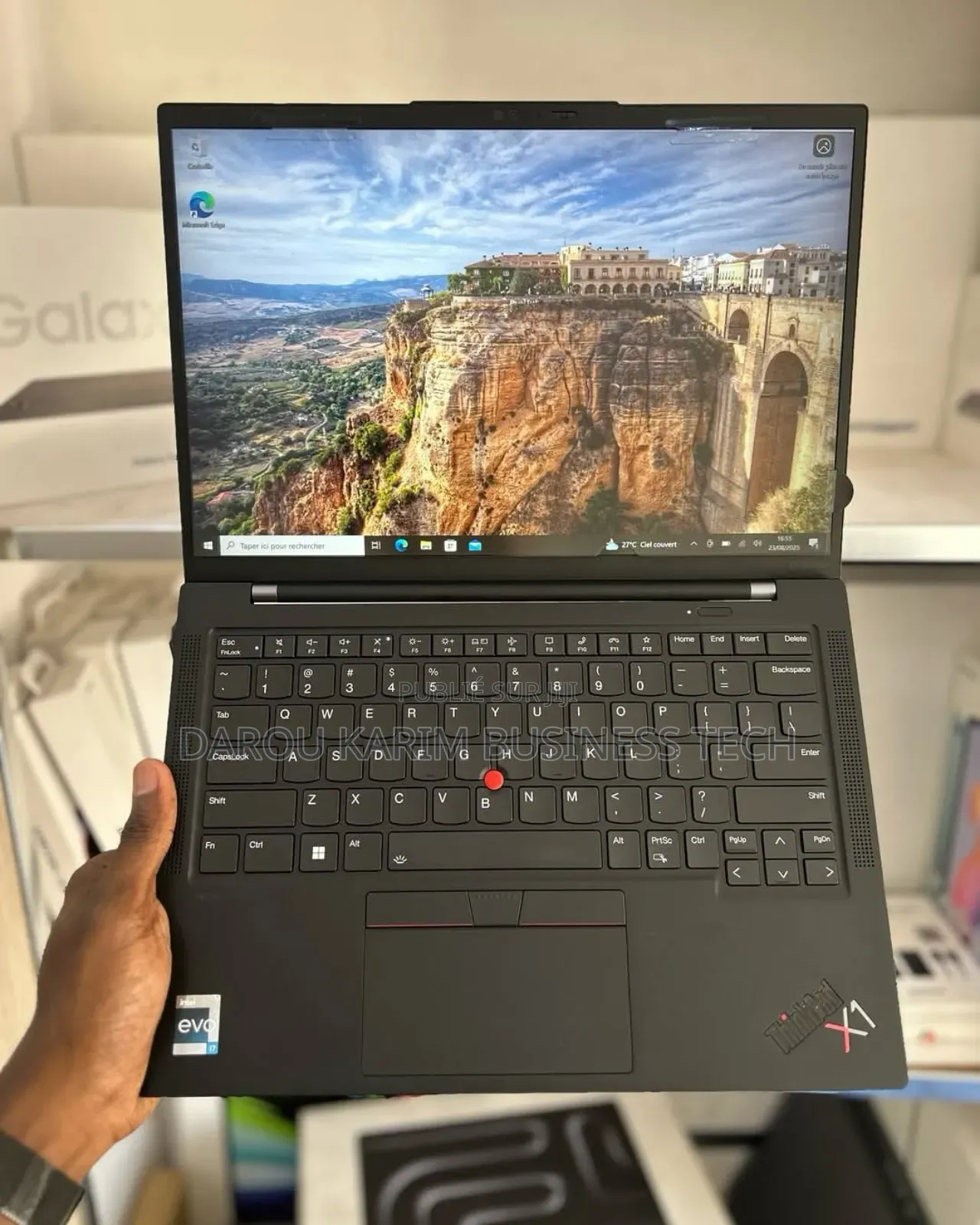 New Lenovo ThinkPad X1 Carbon Gen11 16GB Intel Core I7 SSD 512GB
