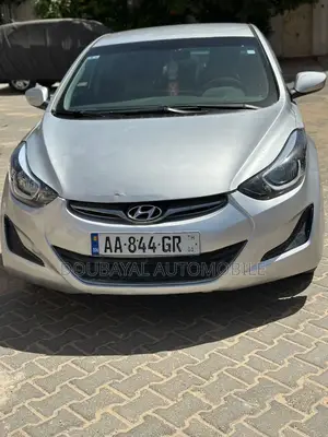 Photo - Hyundai Elantra 2016 Bourgogne