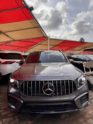 Mercedes-Benz GLB-Class GLB 250 4MATIC 2020 Gris