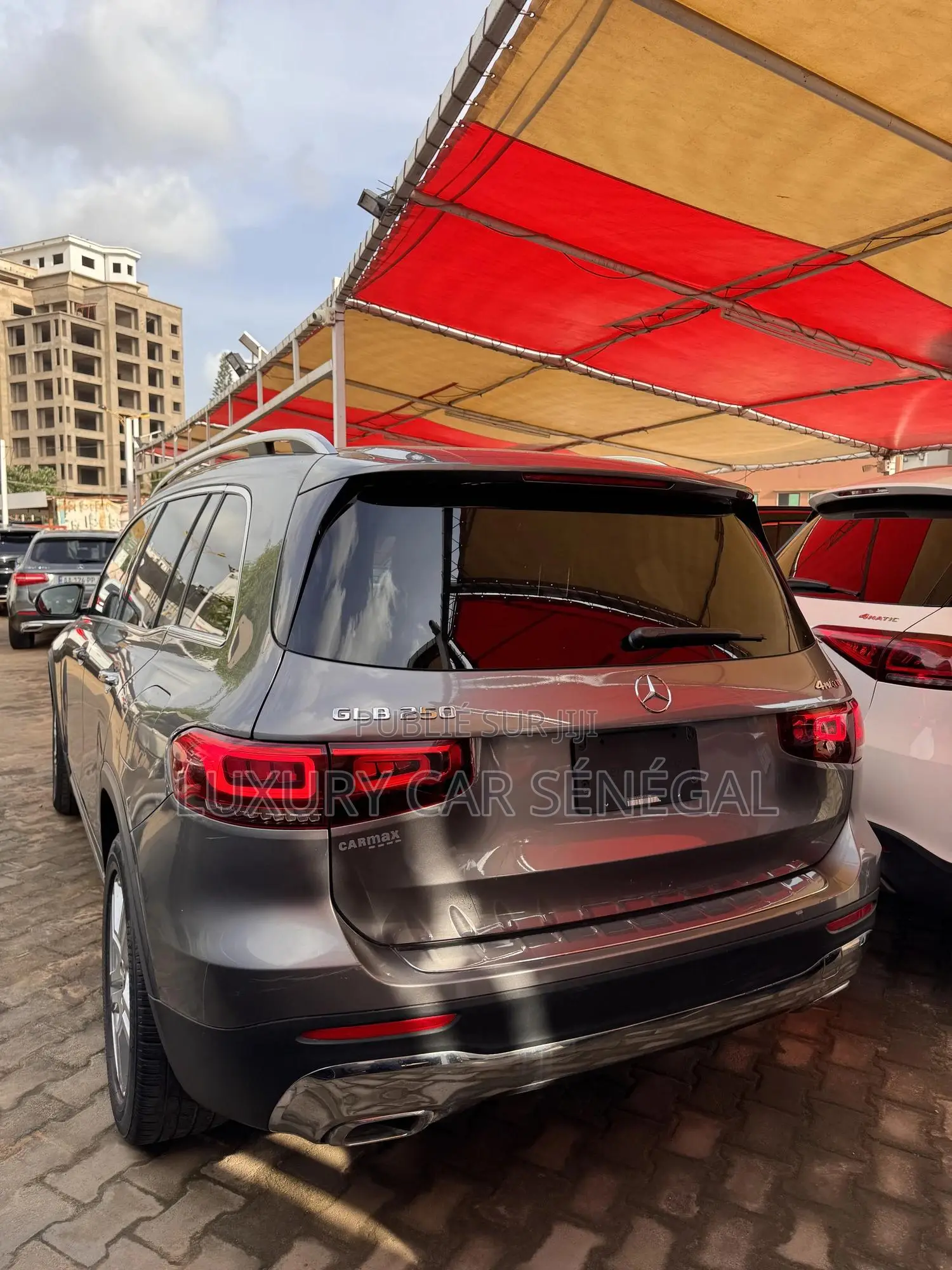 Mercedes-Benz GLB-Class GLB 250 4MATIC 2020 Gris