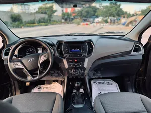 Hyundai Santa Fe 2017 Black