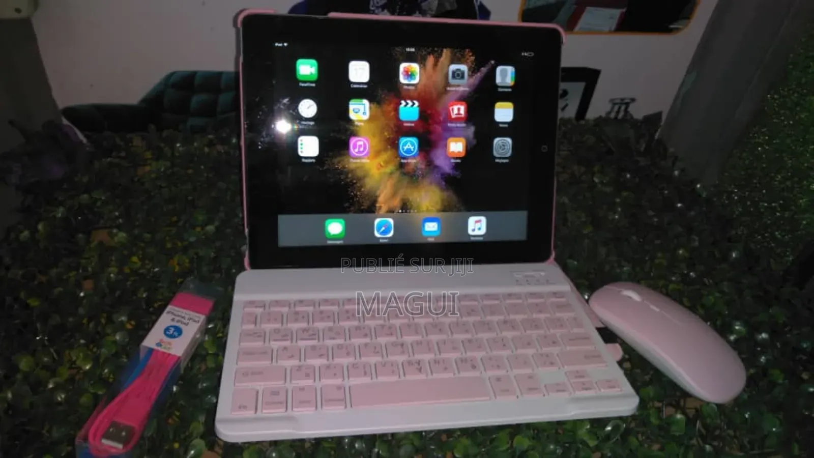 New Apple iPad 3 Wi-Fi + Cellular 64 GB Gris