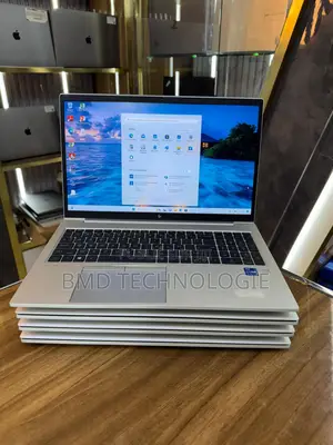 Ordinateur portable HP EliteBook 850 G8 24GB Intel Core i7 SSD 512GB