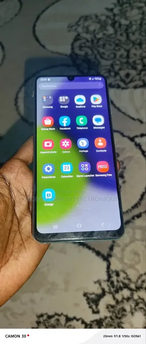 Photo - Samsung Galaxy A22 5G 64 GB Vert