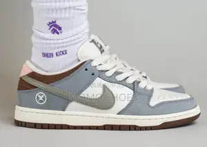 Chaussures Nike Dunk Low