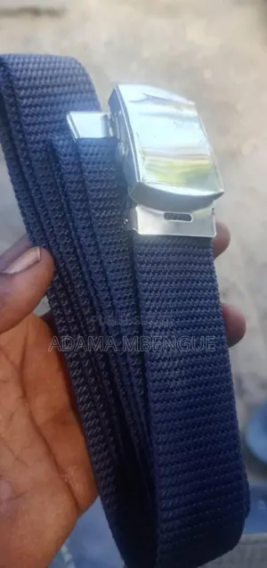 Photo - Ceinture En Toile En Boucle