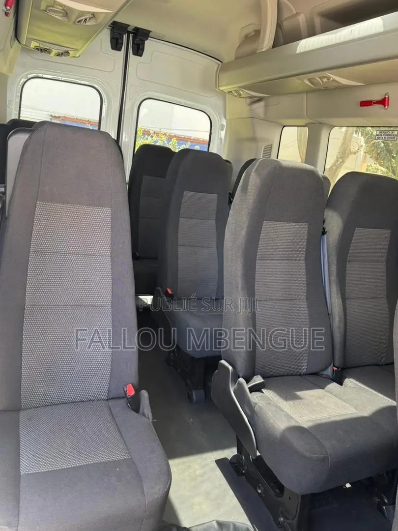 Ford Transit 2021 Blanc