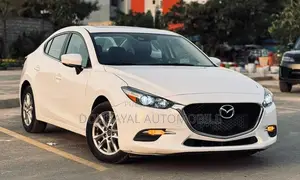 Photo - Mazda 3 2018
