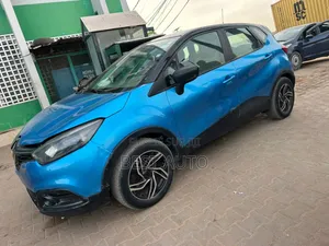 Renault Captur 2018 Blue